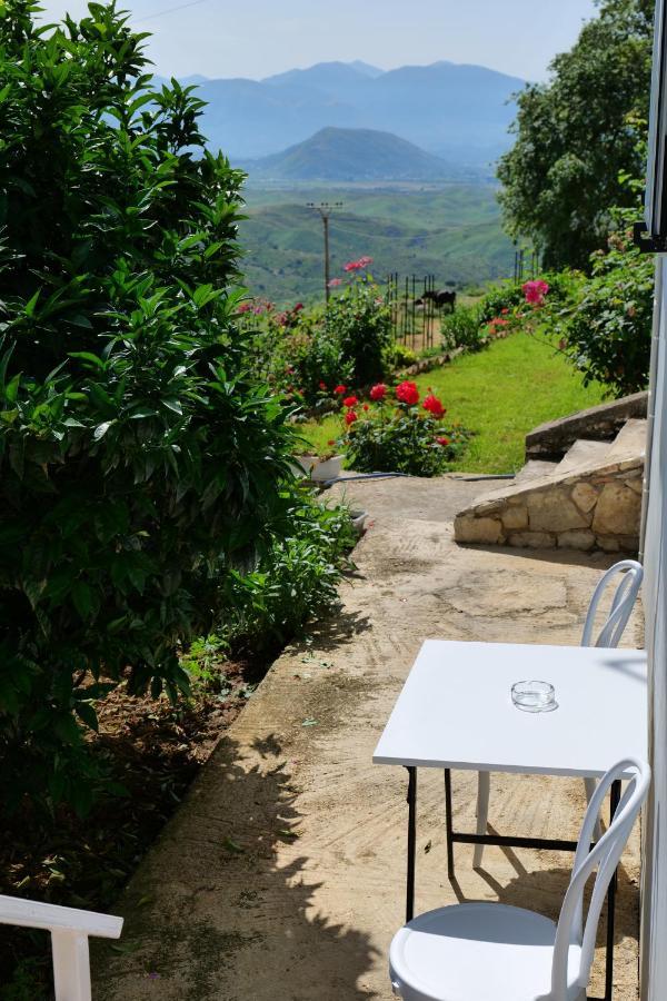 Saranda Landscape Apartment Nivice Exterior photo
