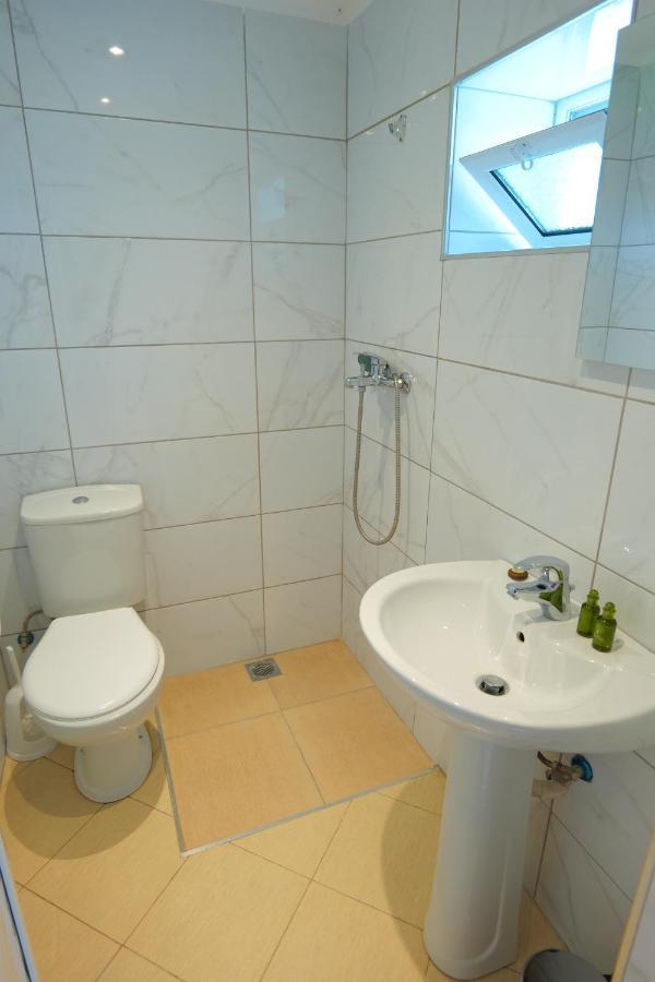Saranda Landscape Apartment Nivice Exterior photo