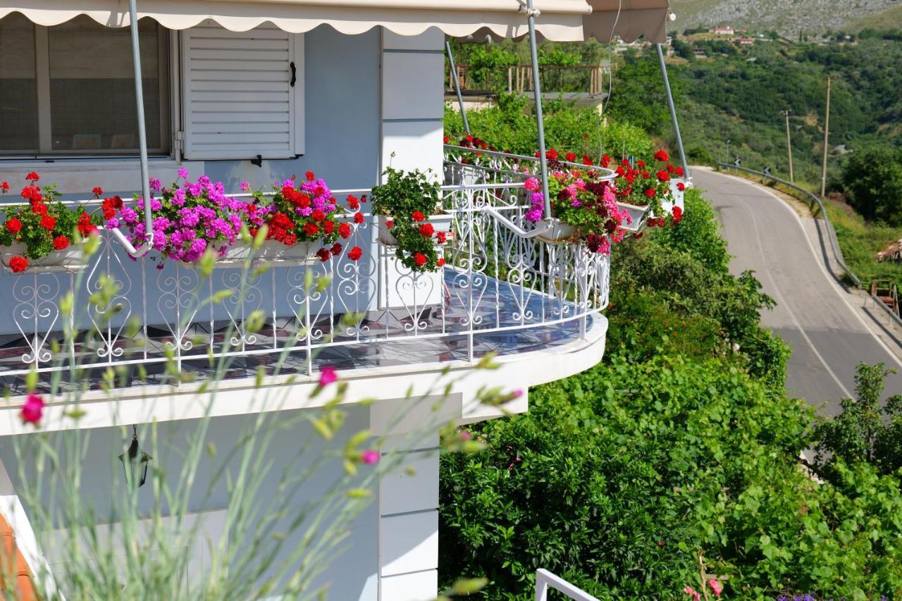 Saranda Landscape Apartment Nivice Exterior photo